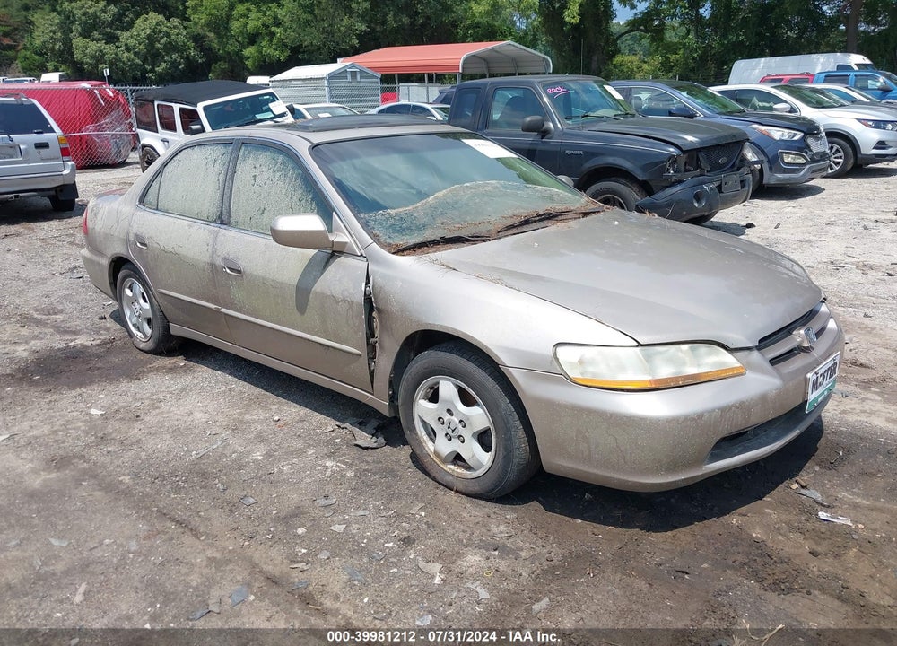 1998 HONDA ACCORD EX V6 VIN: 1HGCG1650WA036731
