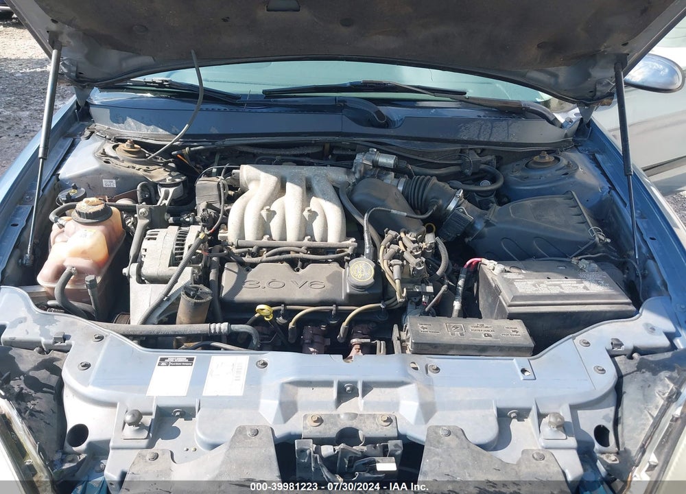 2000 FORD TAURUS SES VIN: 1FAFP5524YA174162