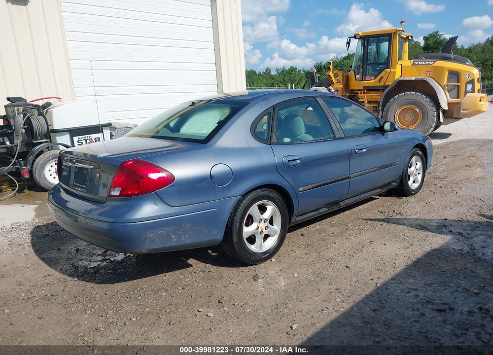 2000 FORD TAURUS SES VIN: 1FAFP5524YA174162