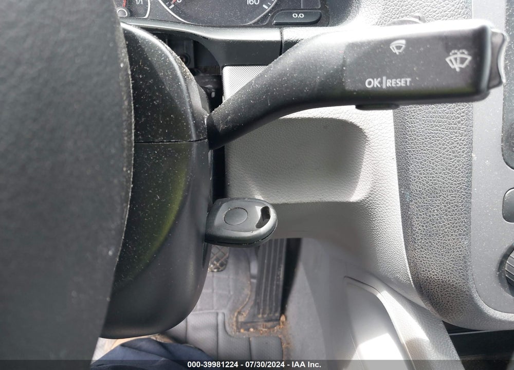 2005 VOLKSWAGEN JETTA 2.5 VIN: 3VWSF71K45M618956
