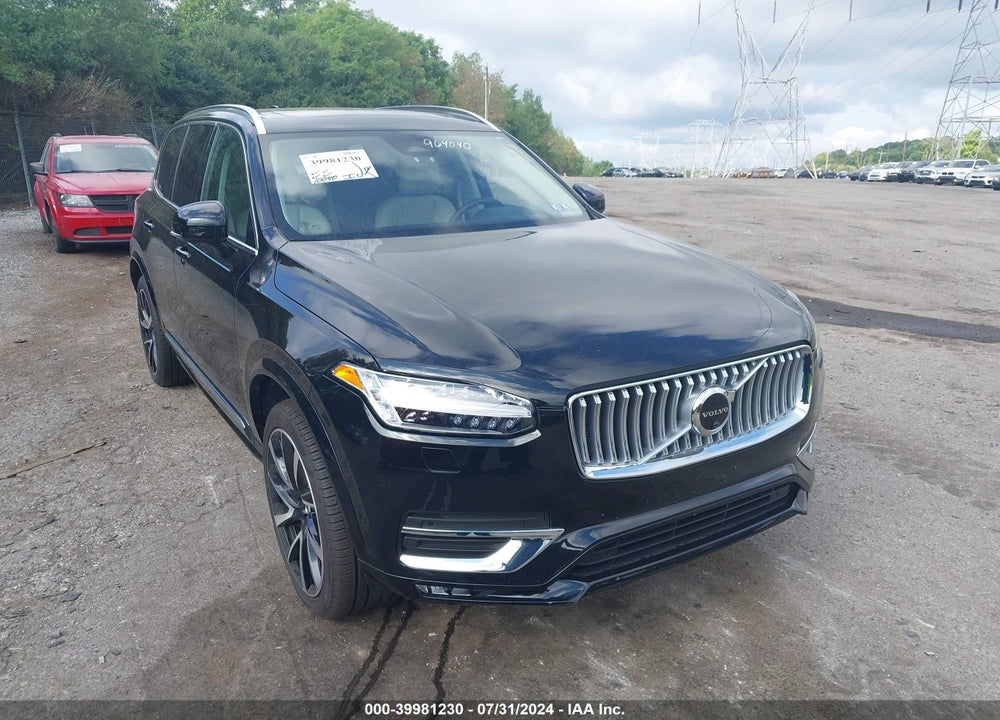 2023 VOLVO XC90 B6 PLUS 7-SEATER VIN: YV4062PN1P1964040