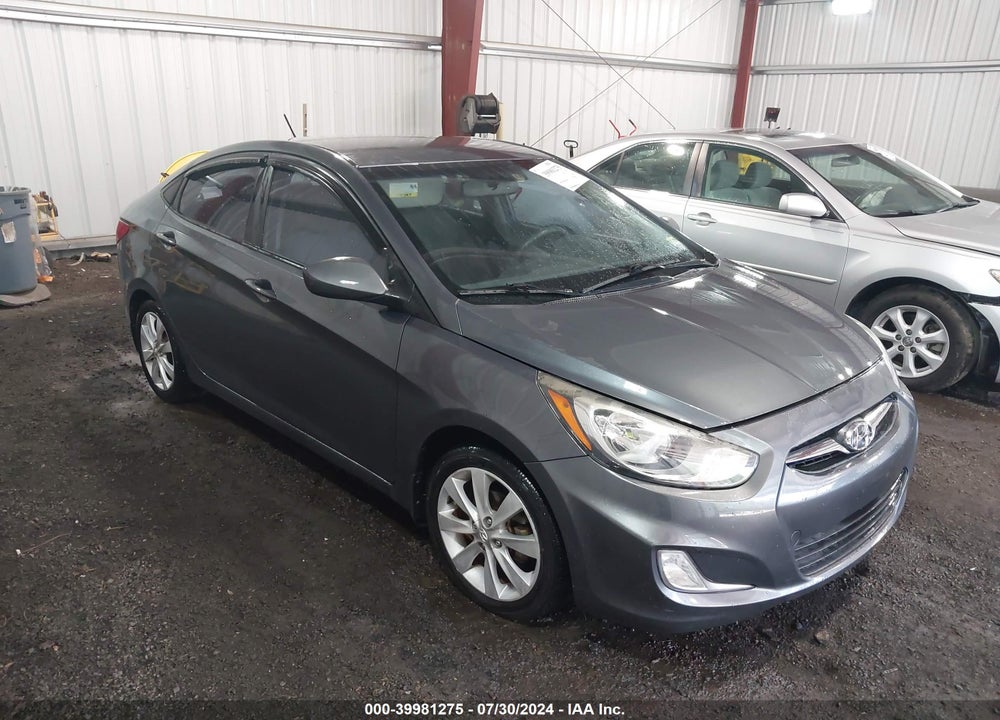 2013 HYUNDAI ACCENT GLS VIN: KMHCU4AE4DU418333