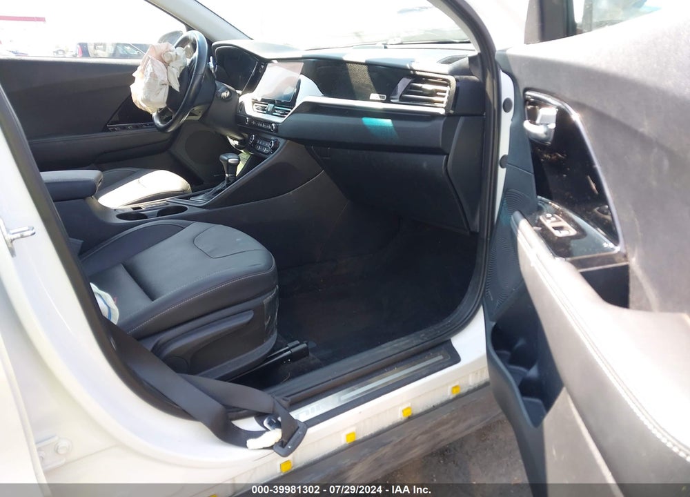 2021 KIA NIRO PLUG-IN HYBRID EX PREMIUM VIN: KNDCC3LD8M5473884