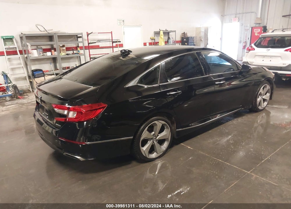 2018 HONDA ACCORD TOURING VIN: 1HGCV1F91JA009474
