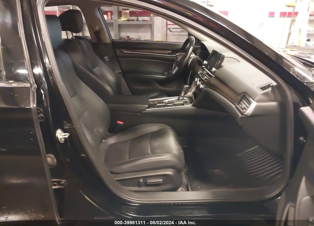 2018 HONDA ACCORD TOURING VIN: 1HGCV1F91JA009474