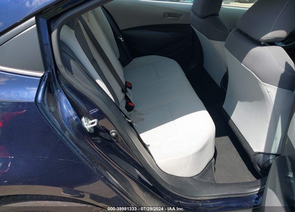 2022 TOYOTA COROLLA LE VIN: 5YFEPMAE7NP341461