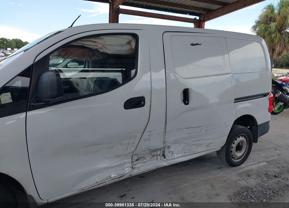 2015 NISSAN NV200 SV VIN: 3N6CM0KN7FK733994