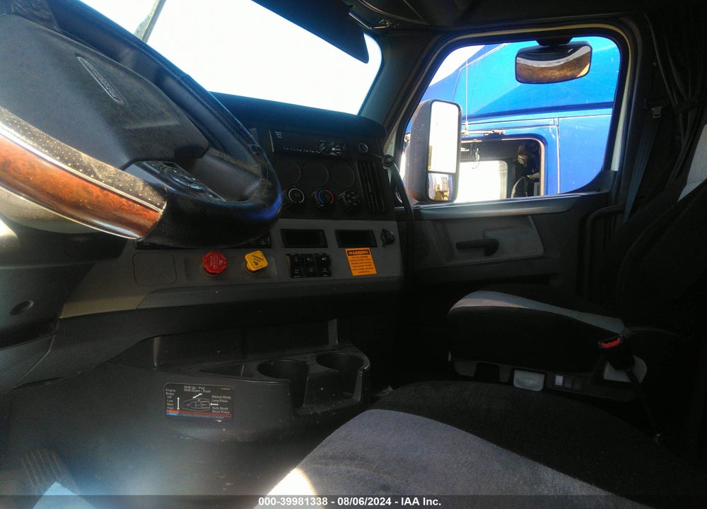 2019 FREIGHTLINER NEW CASCADIA 126 VIN: 1FUJHHDR0KLKG9710
