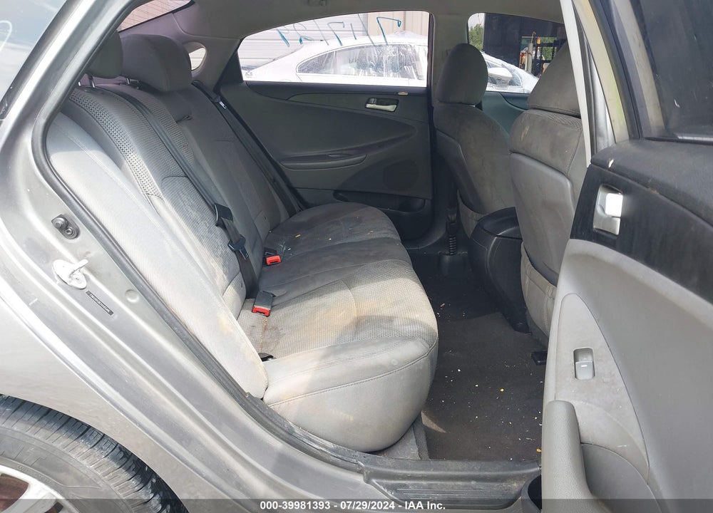 2014 HYUNDAI SONATA GLS VIN: 5NPEB4AC9EH901863