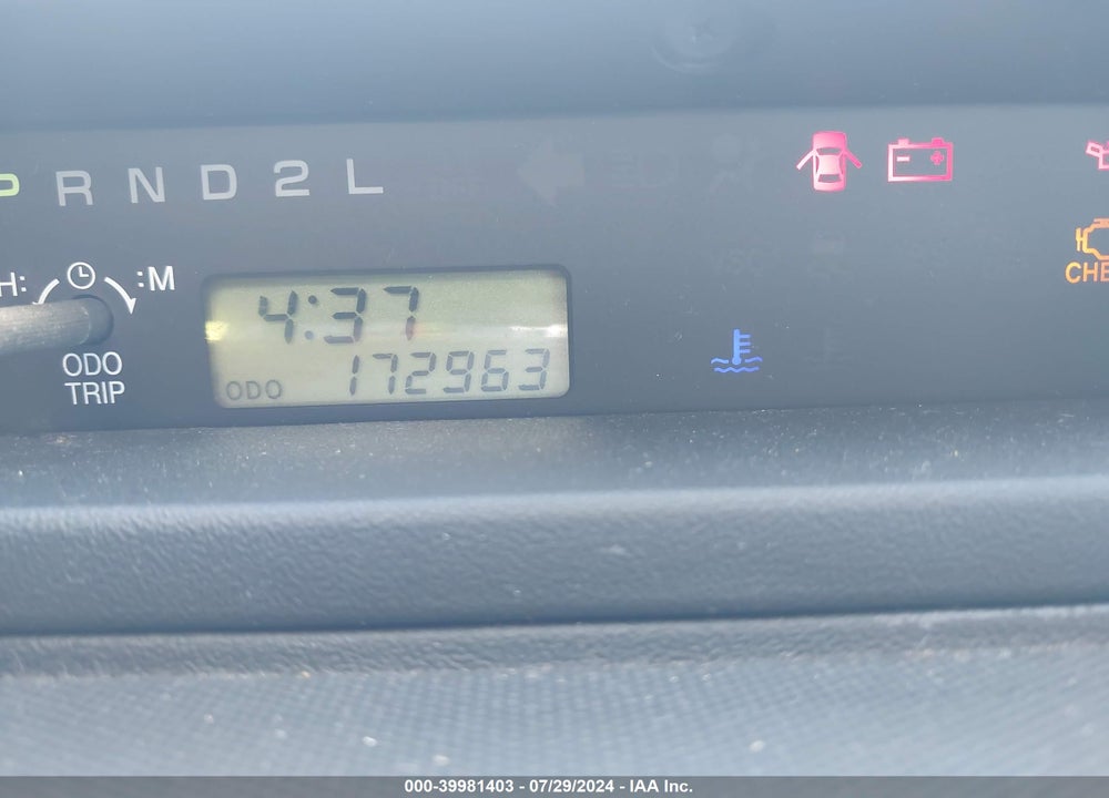 2004 SCION XB VIN: JTLKT324440145781