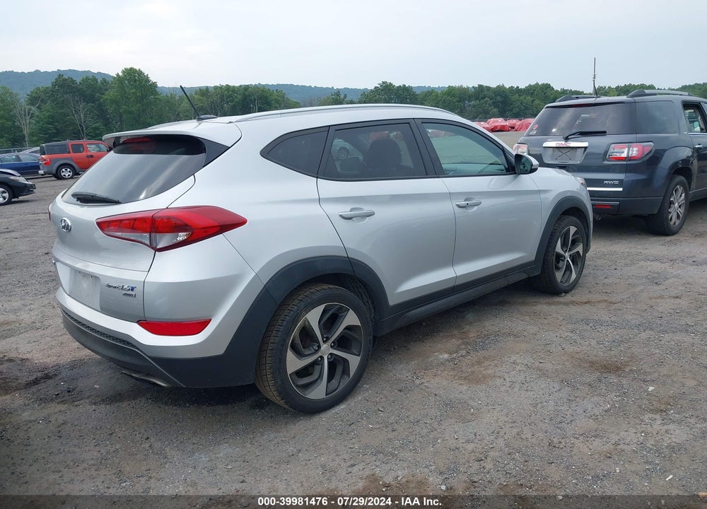 2016 HYUNDAI TUCSON SPORT VIN: KM8J3CA23GU113470