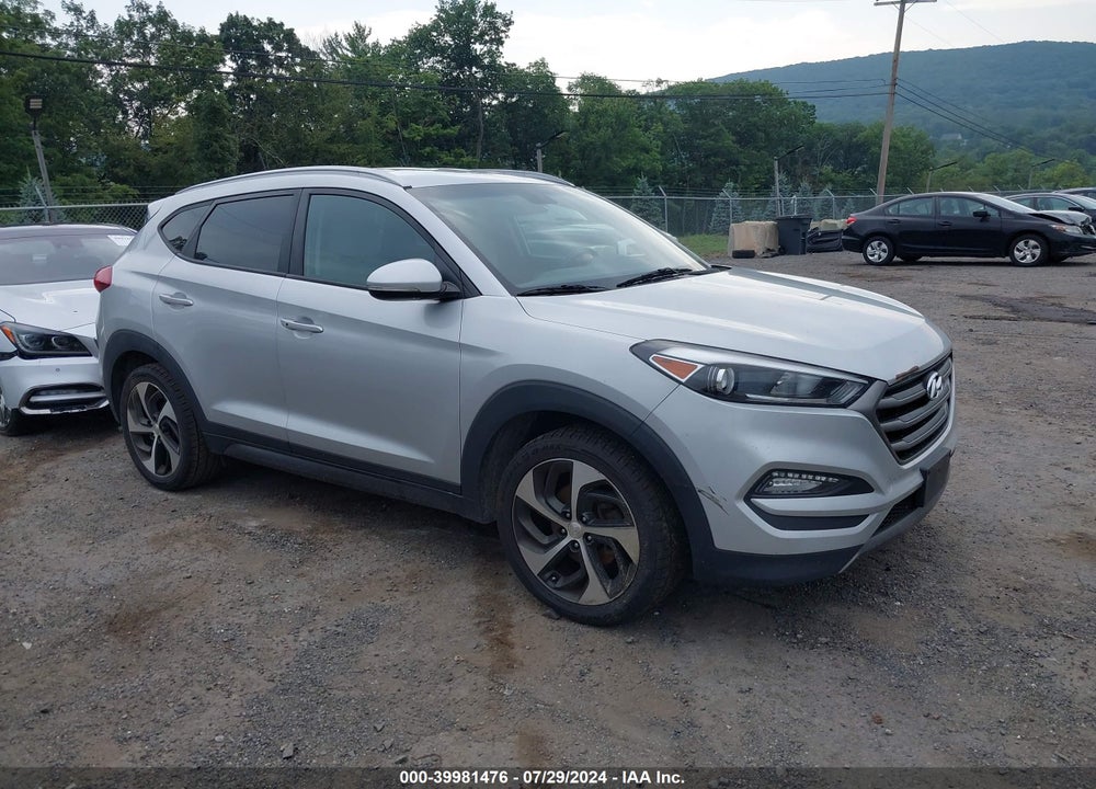 2016 HYUNDAI TUCSON SPORT VIN: KM8J3CA23GU113470