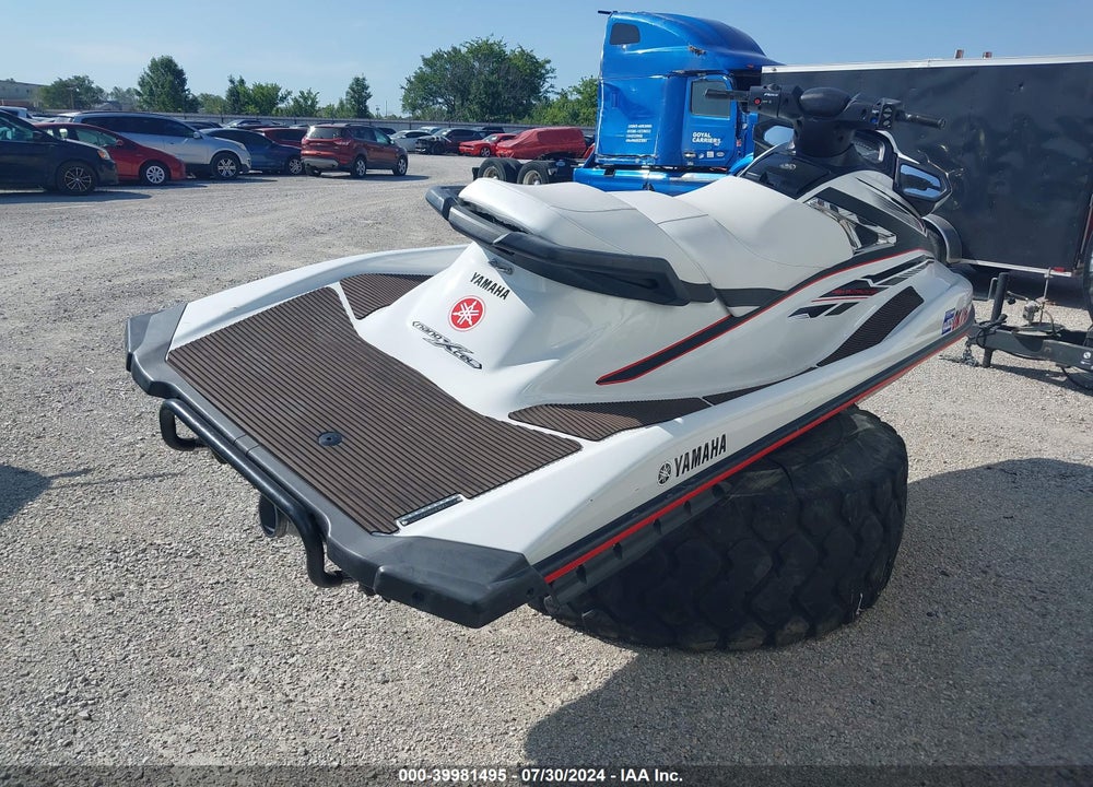 2015 YAMA VX 1100APB VIN: YAMA3835C515