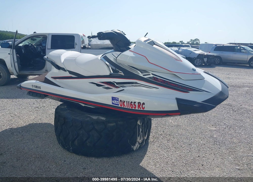 2015 YAMA VX 1100APB VIN: YAMA3835C515