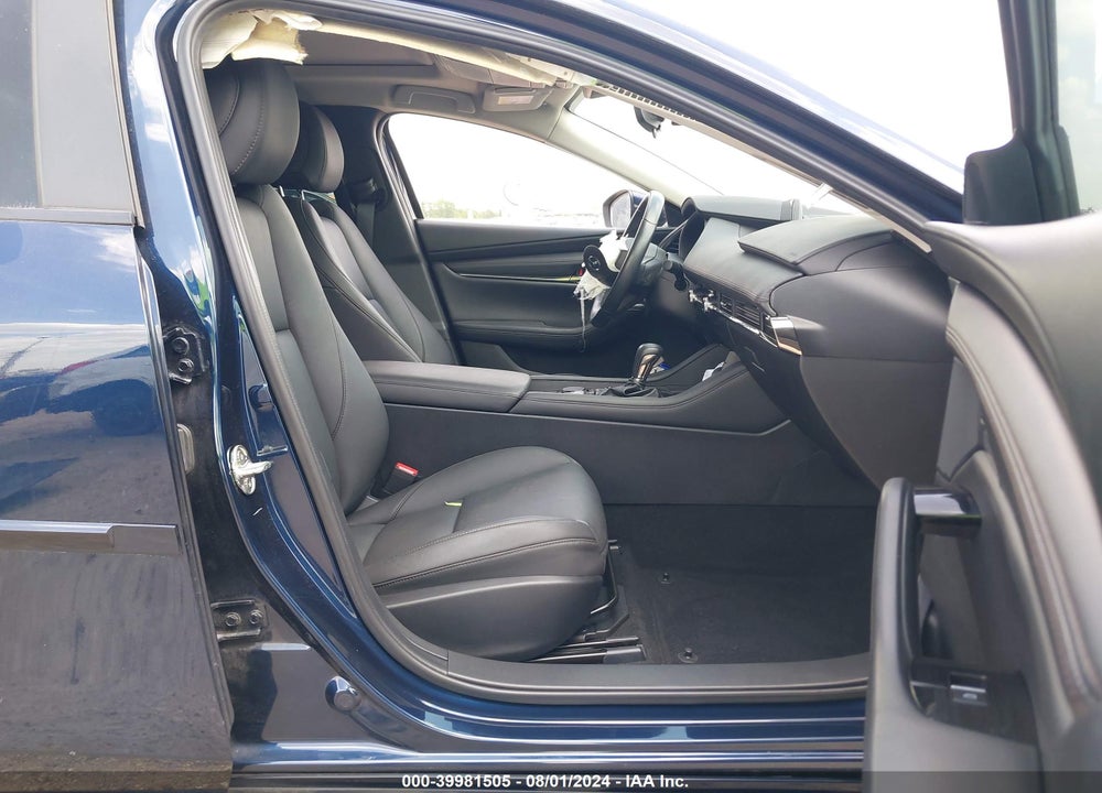 2021 MAZDA 3 PREFERRED VIN: 3MZBPACL8MM254040