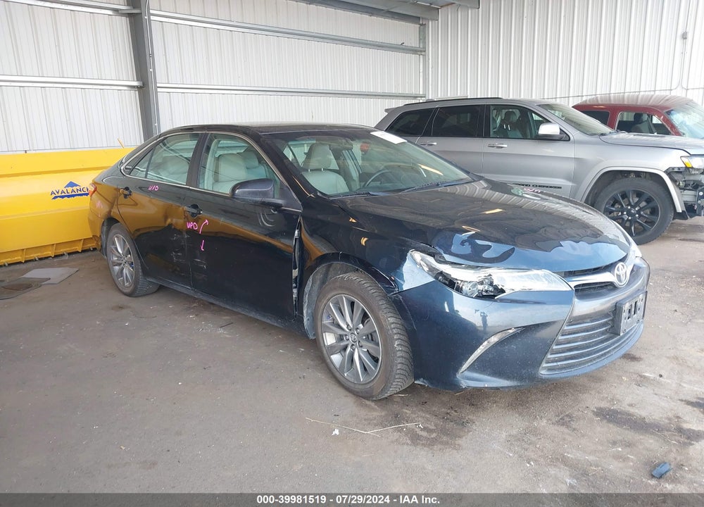 2015 TOYOTA CAMRY XLE VIN: 4T1BF1FK4FU898976