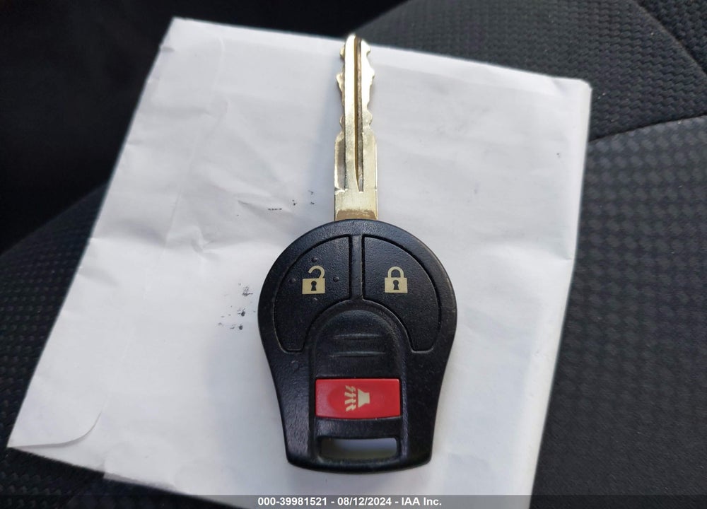 2013 NISSAN ROGUE S VIN: JN8AS5MT6DW511669