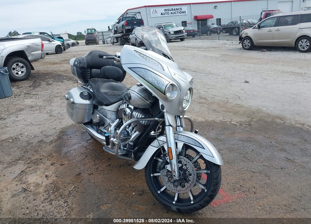 2018 INDIAN MOTORCYCLE CO. CHIEFTAIN ELITE VIN: 56KTCEAA5J3363283