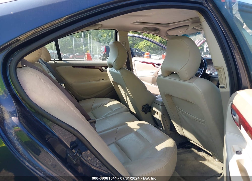 2004 VOLVO S60 2.5T AWD VIN: YV1RH59H342413900