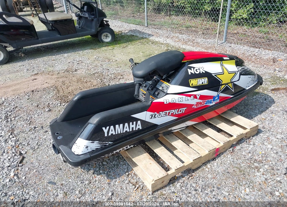 2013 YAMAHA SUPERJET VIN: YAMH0131D313