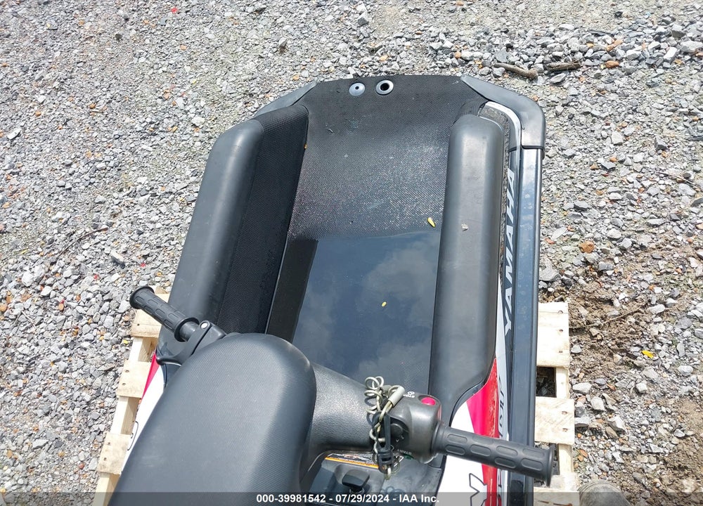 2013 YAMAHA SUPERJET VIN: YAMH0131D313
