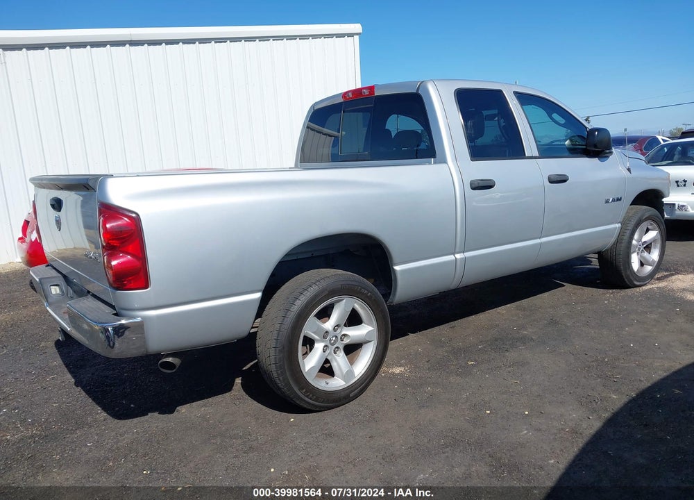 2008 DODGE RAM 1500 SLT VIN: 1D7HU18N38S557116
