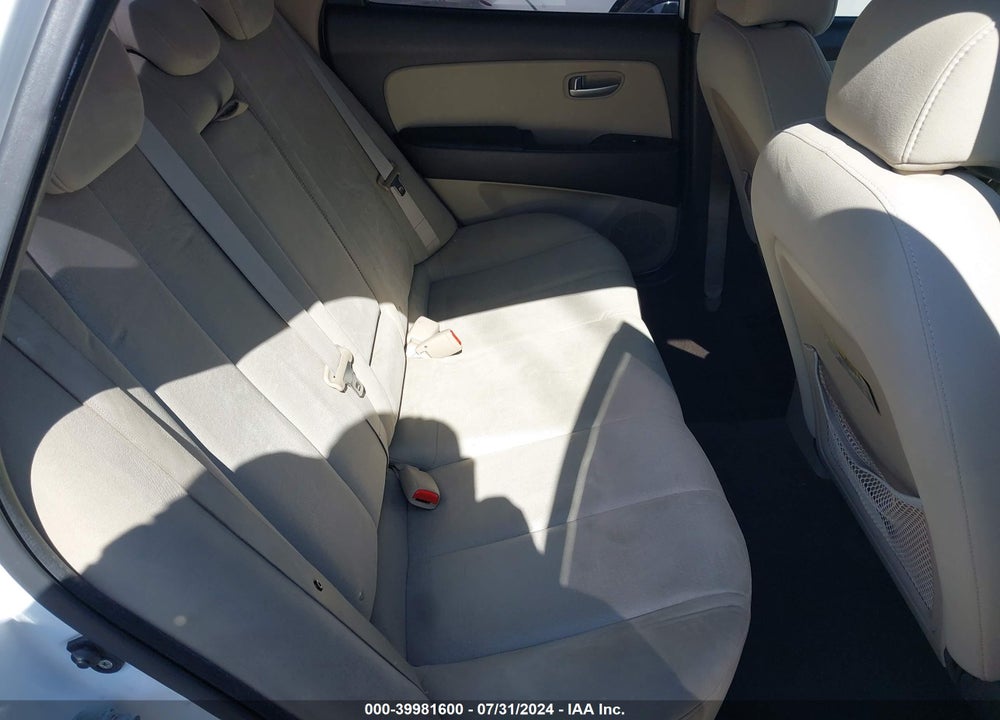 2008 HYUNDAI ELANTRA GLS/SE VIN: KMHDU46D28U323862