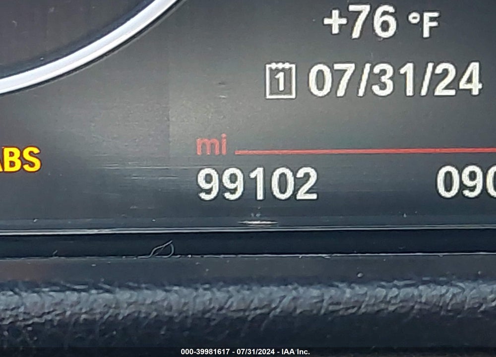 2016 BMW 320I VIN: WBA8E1G52GNU11227