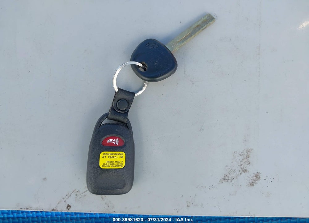 2012 HYUNDAI ACCENT GS VIN: KMHCT5AE3CU056809