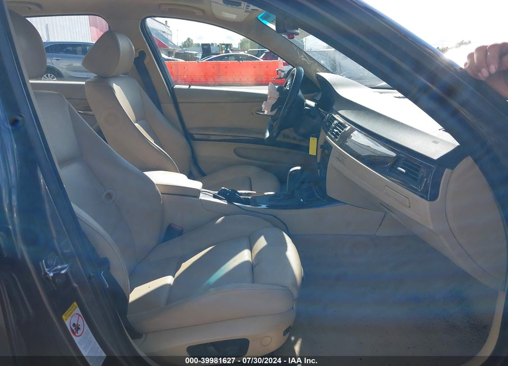 2006 BMW 325I VIN: WBAVB13546K001420