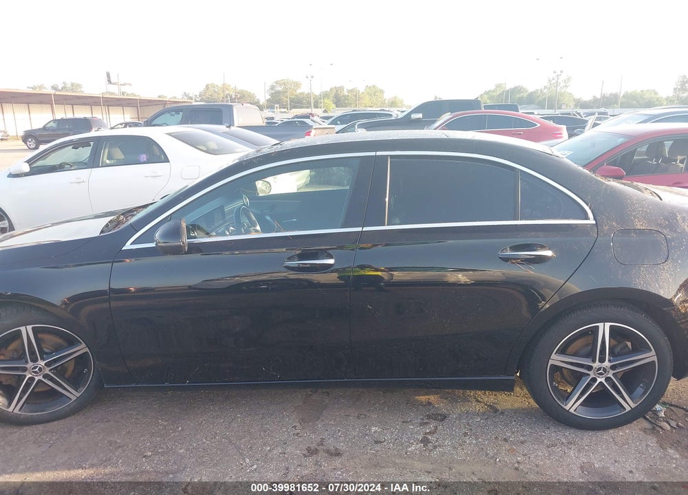 2019 MERCEDES-BENZ A 220 VIN: WDD3G4EB9KW031716