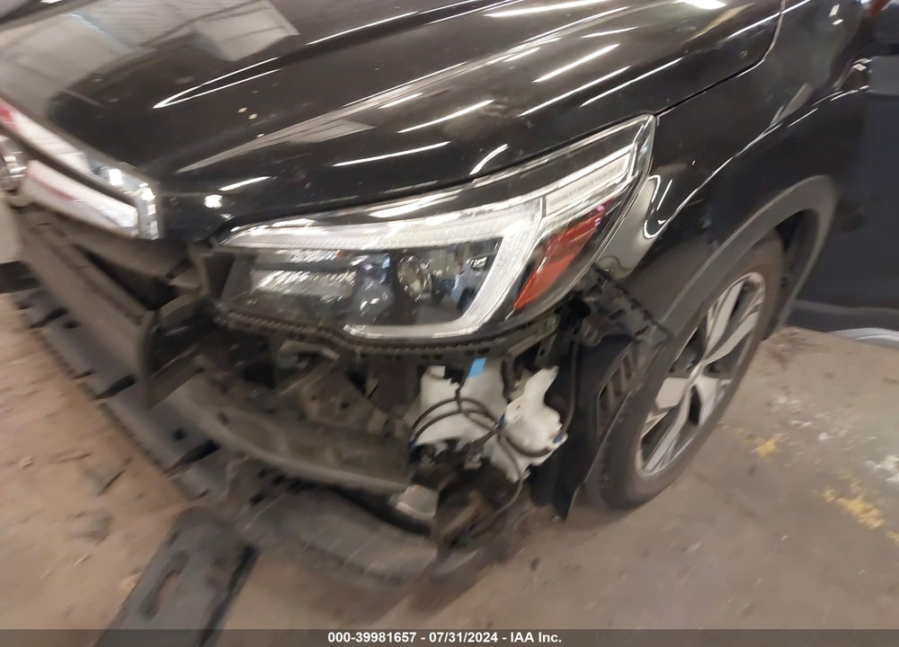 2021 SUBARU FORESTER TOURING VIN: JF2SKAXC4MH590382