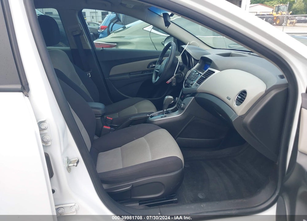 2014 CHEVROLET CRUZE LS AUTO VIN: 1G1PA5SH6E7105631