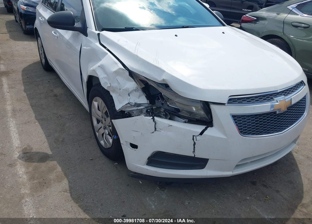 2014 CHEVROLET CRUZE LS AUTO VIN: 1G1PA5SH6E7105631