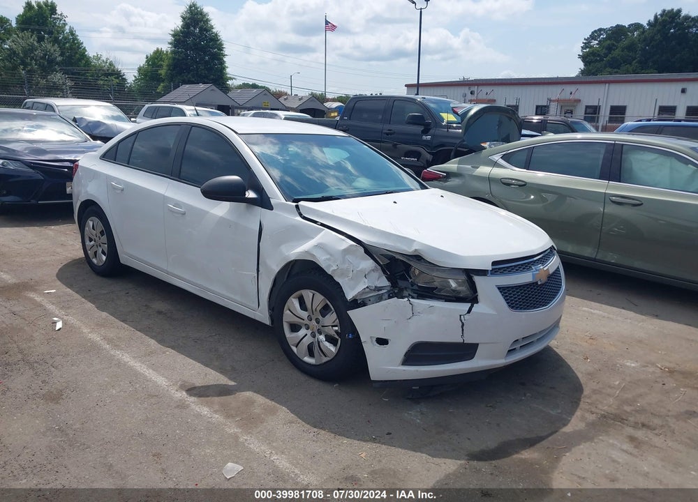 2014 CHEVROLET CRUZE LS AUTO VIN: 1G1PA5SH6E7105631