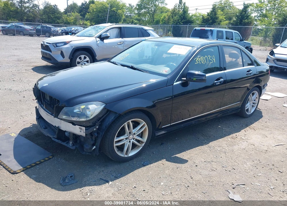 2014 MERCEDES-BENZ C 300 LUXURY 4MATIC/SPORT 4MATIC VIN: WDDGF8AB5ER323352