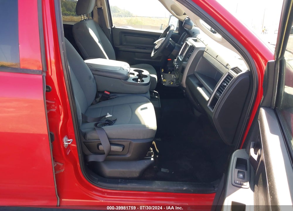 2016 RAM 1500 VIN: 1C6RR6KM5GS403722