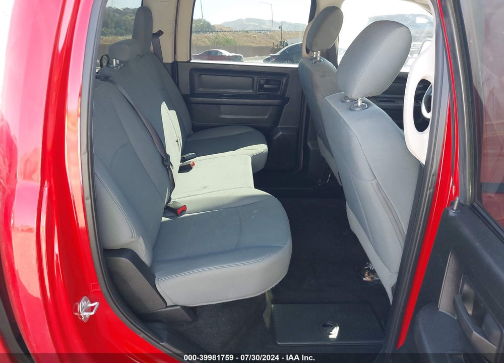 2016 RAM 1500 VIN: 1C6RR6KM5GS403722