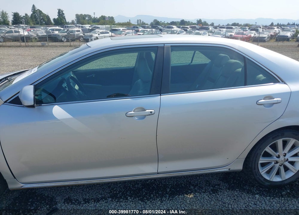 2014 TOYOTA CAMRY XLE VIN: 4T4BF1FK5ER376345