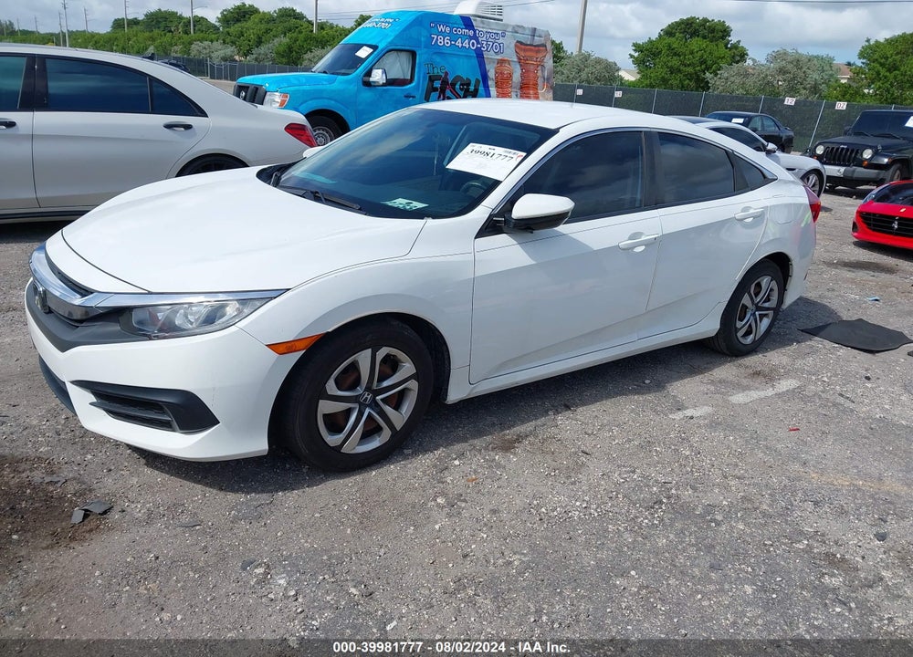 2018 HONDA CIVIC LX VIN: 2HGFC2F53JH591195