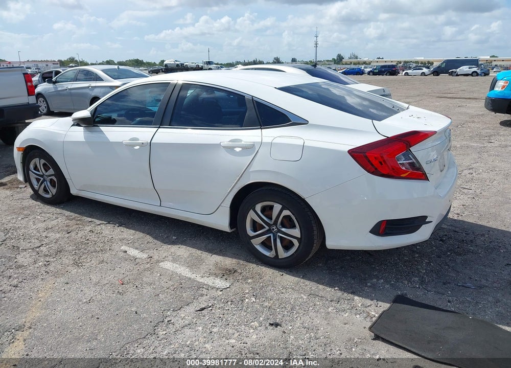2018 HONDA CIVIC LX VIN: 2HGFC2F53JH591195