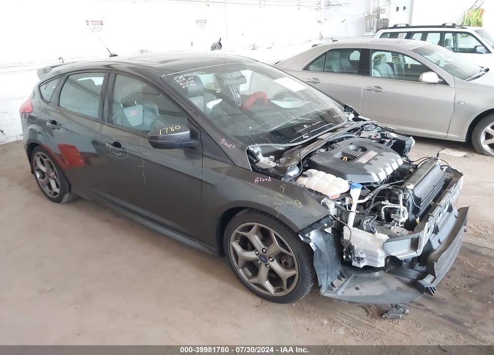2017 FORD FOCUS ST VIN: 1FADP3L94HL328353