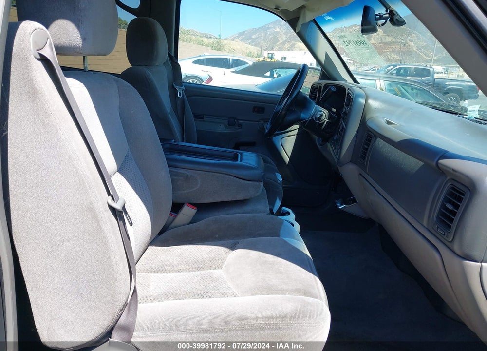 2006 CHEVROLET AVALANCHE 1500 LS VIN: 3GNEC12Z96G243252