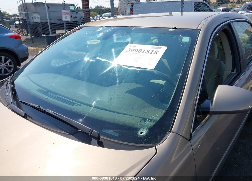 2006 CHEVROLET IMPALA LT VIN: 2G1WC581569185424
