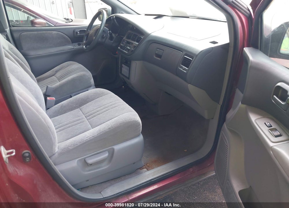 1999 TOYOTA SIENNA LE/XLE VIN: 4T3ZF13C0XU115351