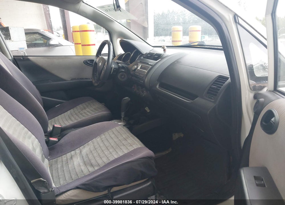 2007 HONDA FIT SPORT VIN: JHMGD38657S021730