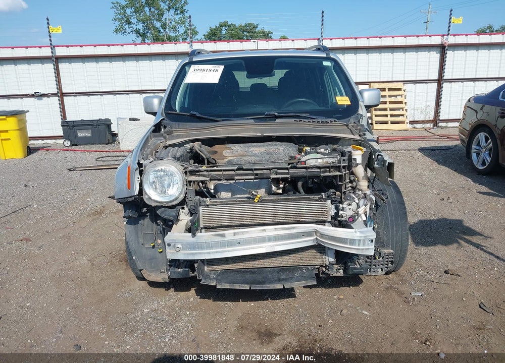 2018 JEEP RENEGADE LATITUDE FWD VIN: ZACCJABB6JPJ19114