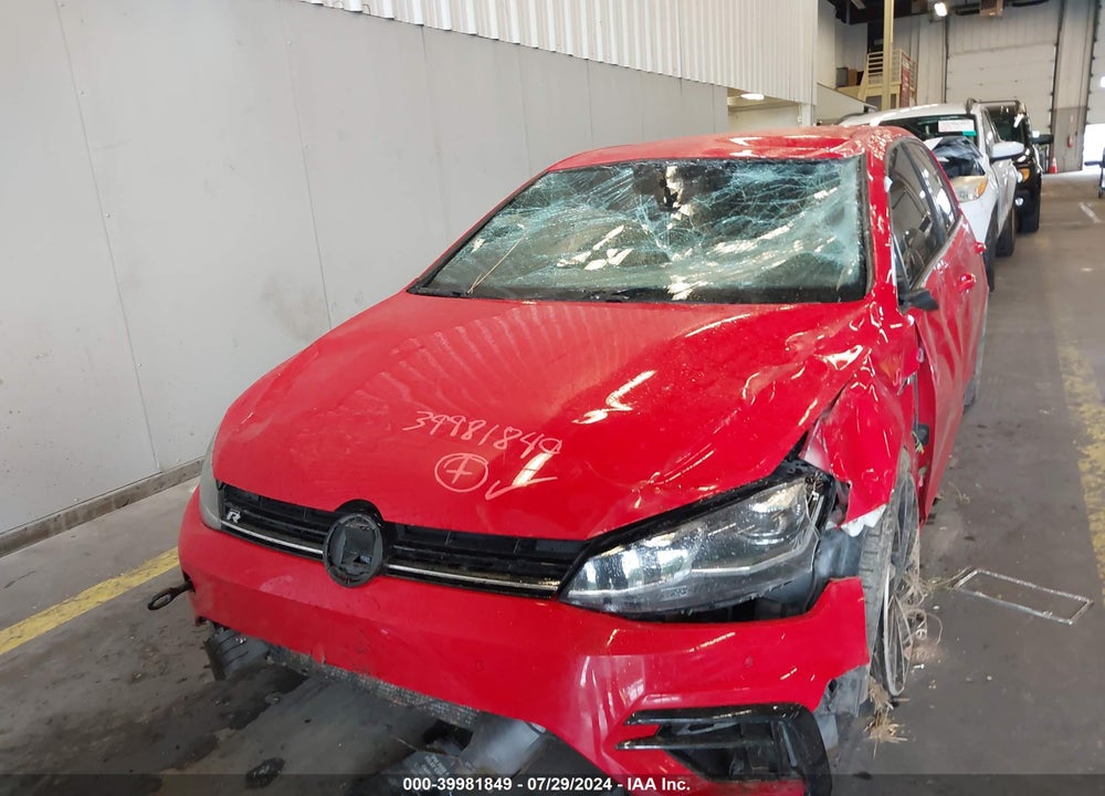 2018 VOLKSWAGEN GOLF R 2.0T W/DCC NAVIGATION VIN: WVWWF7AU5JW188127