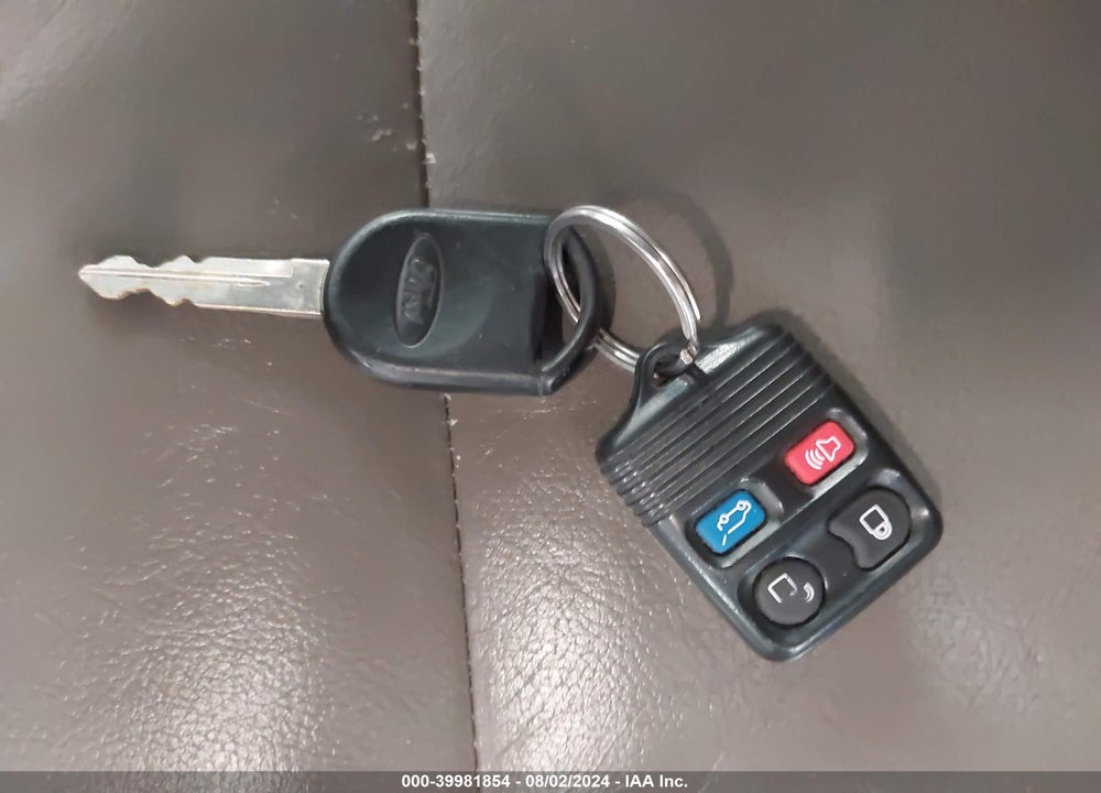2006 FORD EXPLORER XLT VIN: 1FMEU73E56UA11048