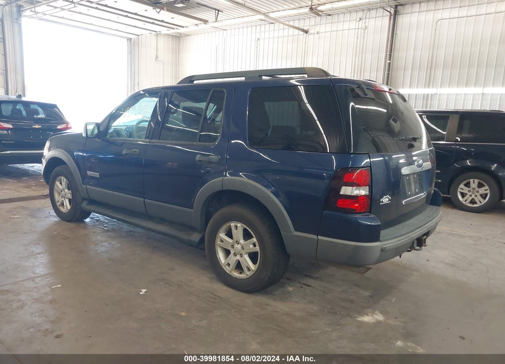 2006 FORD EXPLORER XLT VIN: 1FMEU73E56UA11048